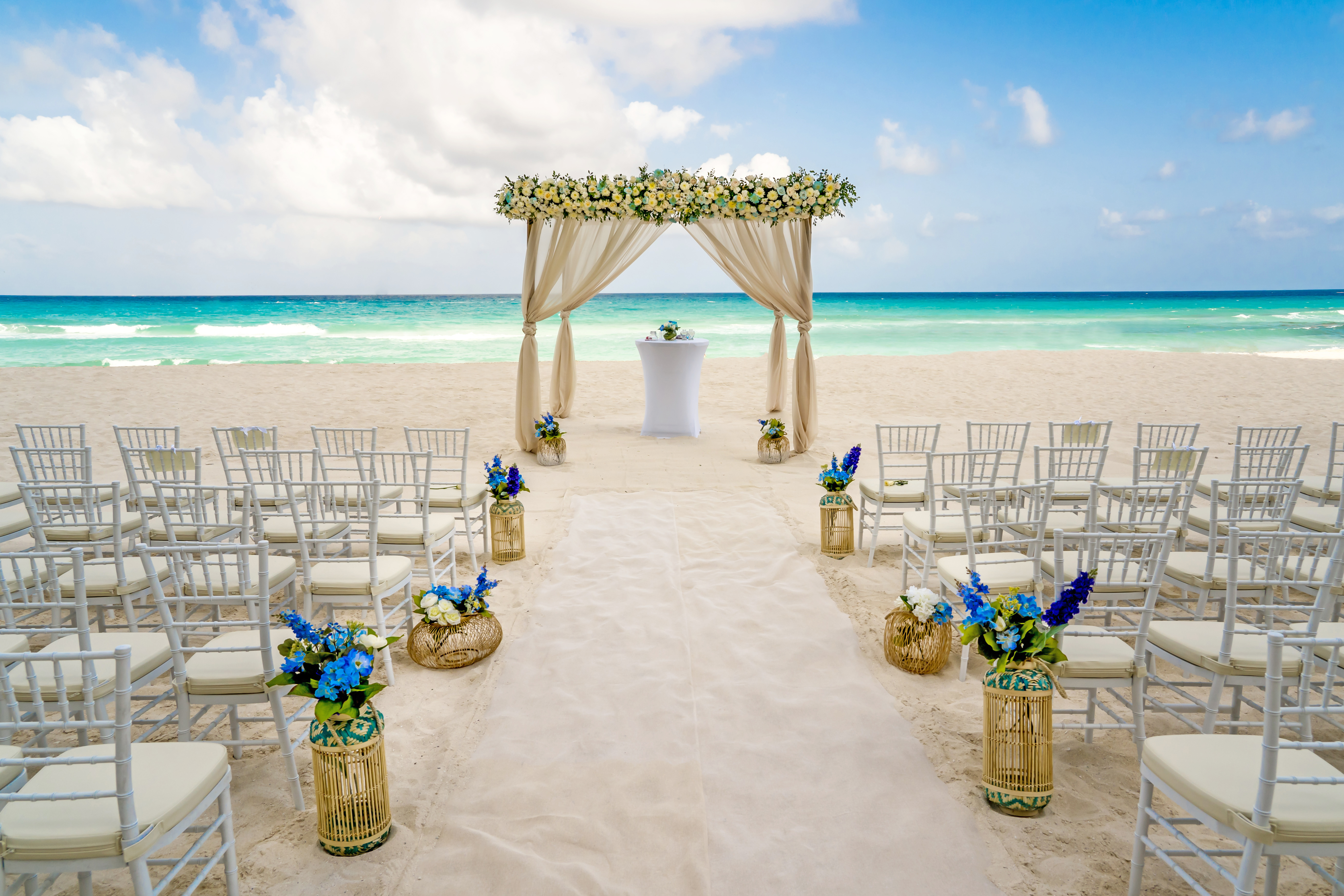 Royalton Chic Suites Cancún