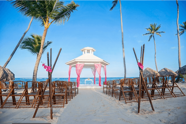 Majestic Elegance Costa Mujeres